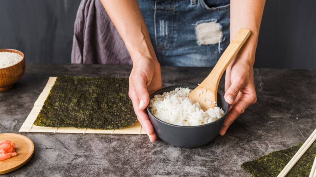 Tips Memasak Nasi Pulen Wangi Seperti Di Restoran Jepang